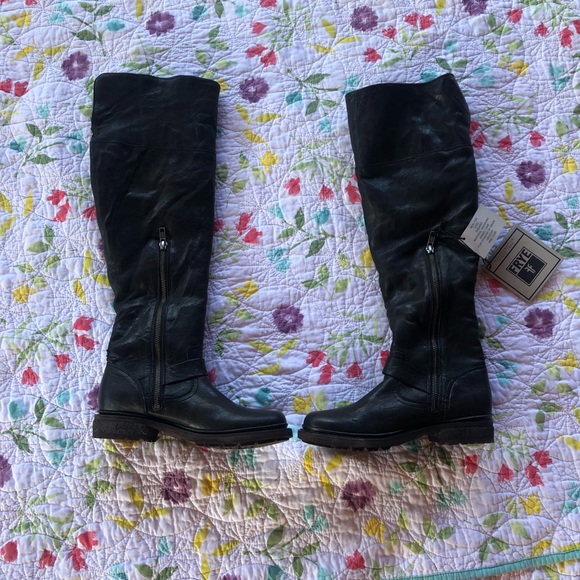 Frye Black Valerie Shearling and Leather Knee High Riding Boots - Picture 8 of 16